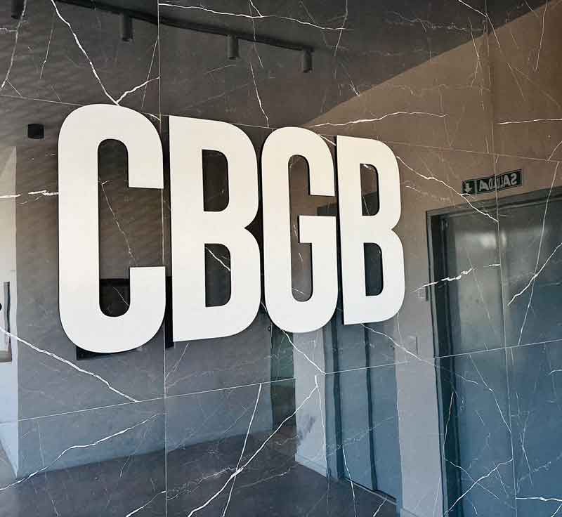 UNA OBRA DESLUMBRANTE: LA DISTRIBUIDORA DE BEBIDAS QUE APOSTÓ MUY FUERTE CONSTRUYENDO UN EDIFICIO PROPIO